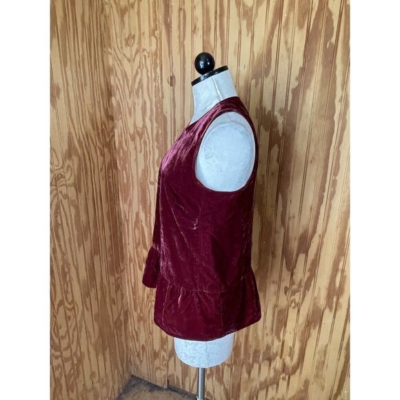 J Crew Womens Drapey Red Velvet Peplum Top Sz 2 Blouse Sleeveless Soft - Picture 6 of 10